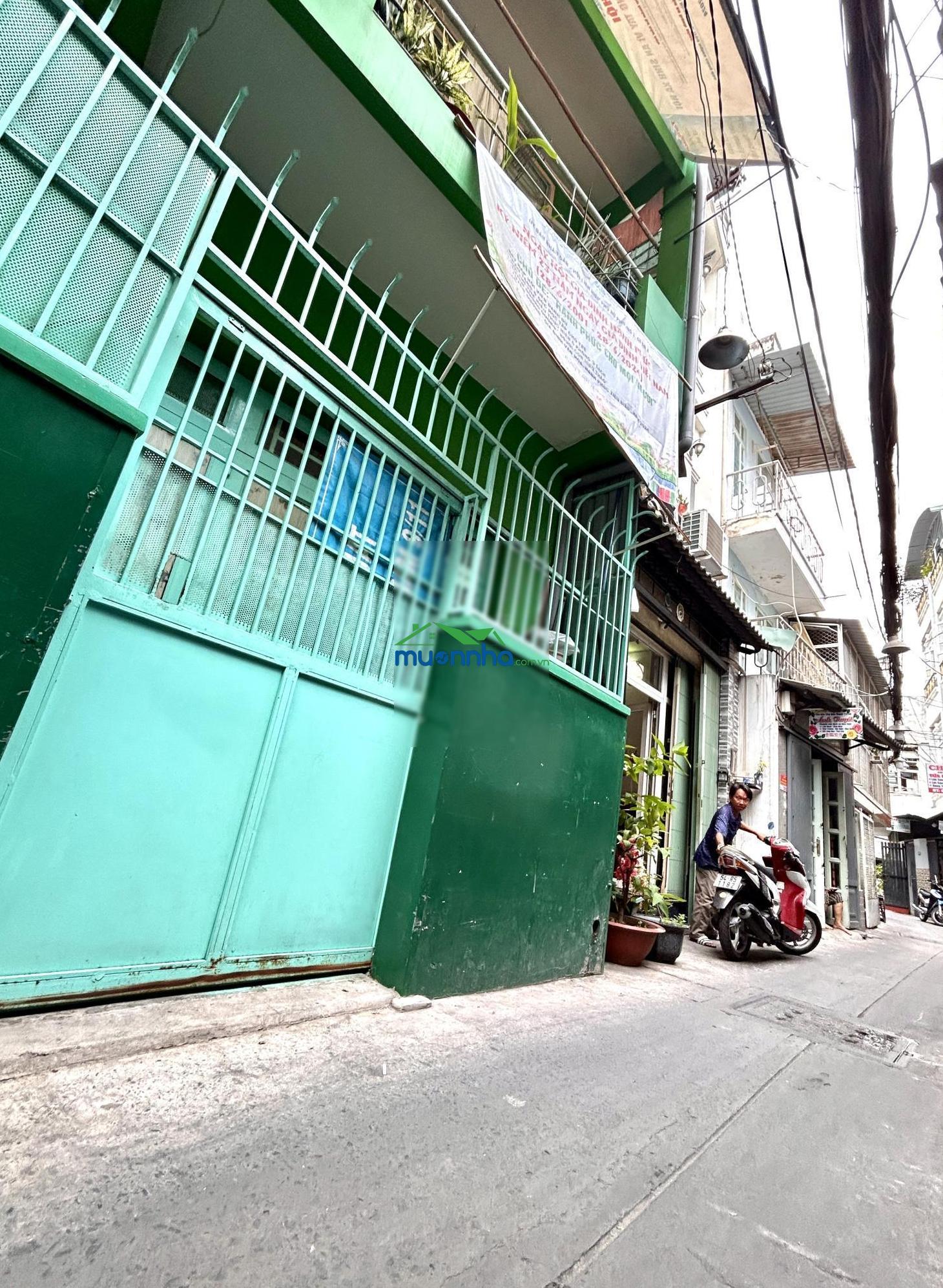 Bán nhà cách 10m ra mặt tiền xe hơi đ.khánh hội, đi tôn thất thuyết, hoàng diệu, bến vân đồn.