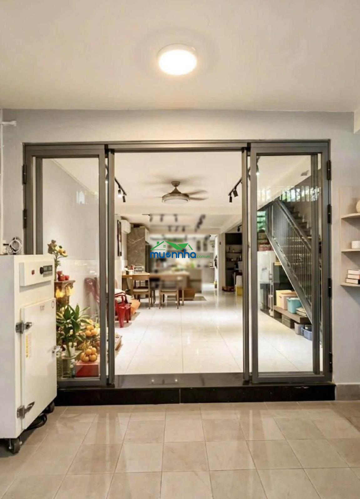 Bến vân đồn q4 - sát mt - 72m2, 5x15m - 3 tầng - kdc hiện hữu - chỉ 8 tỷ nhỉnh - 3