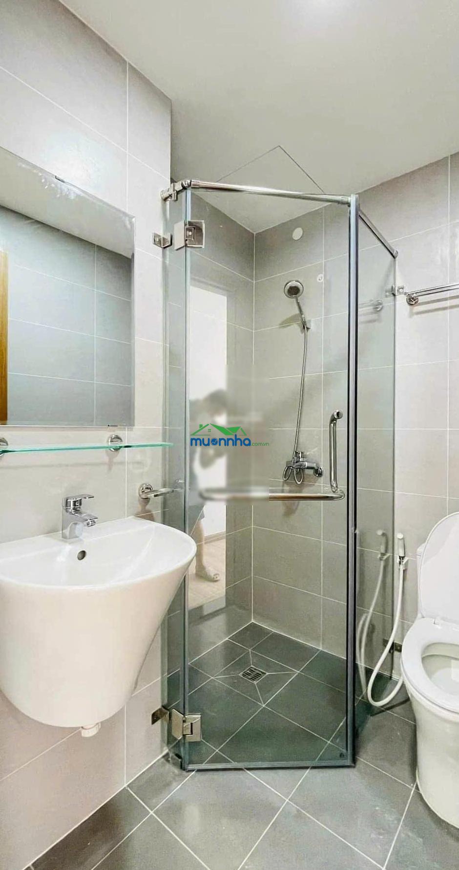 Cho thuê căn hộ bcons plaza, dt: 54m² 2pn, 2wc giá 5,5tr/tháng, nhận nhà ở ngay