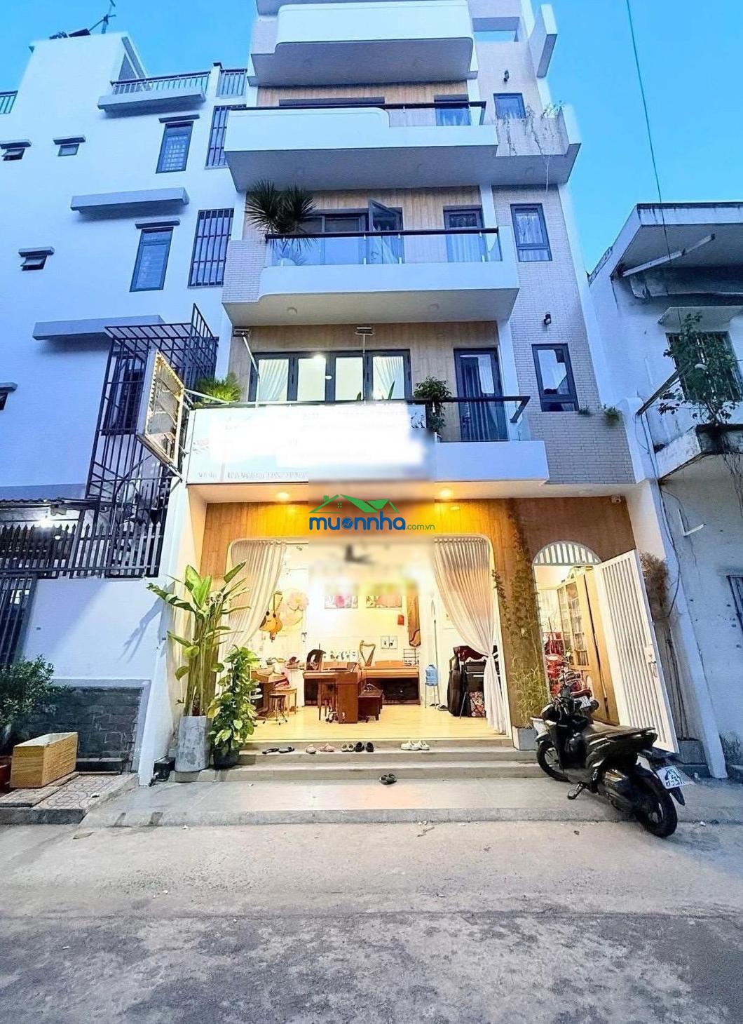 Nhà mới ngang khủng 6,9m siêu hiếm hẻm xe tải thông phạm văn bạch 5 tầng bề thế chỉ 7,68 tỷ