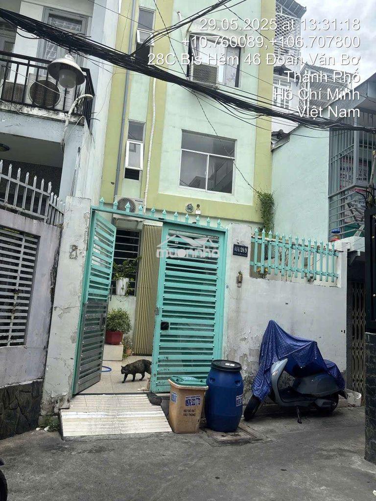 Nhà ở có 17 phòng đang cho thuê.