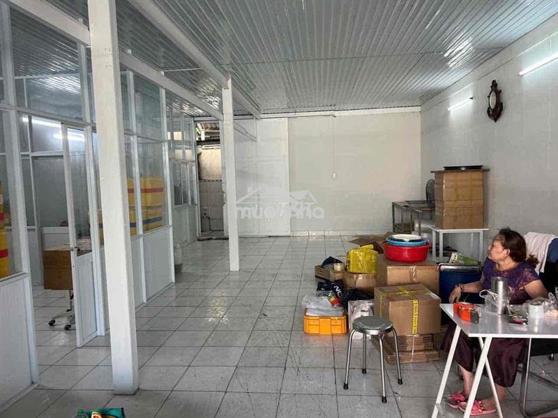 CHO THUÊ KHO DIỆN TÍCH SỬ DỤNG 250M2 HXH C3 PHẠM HÙNG