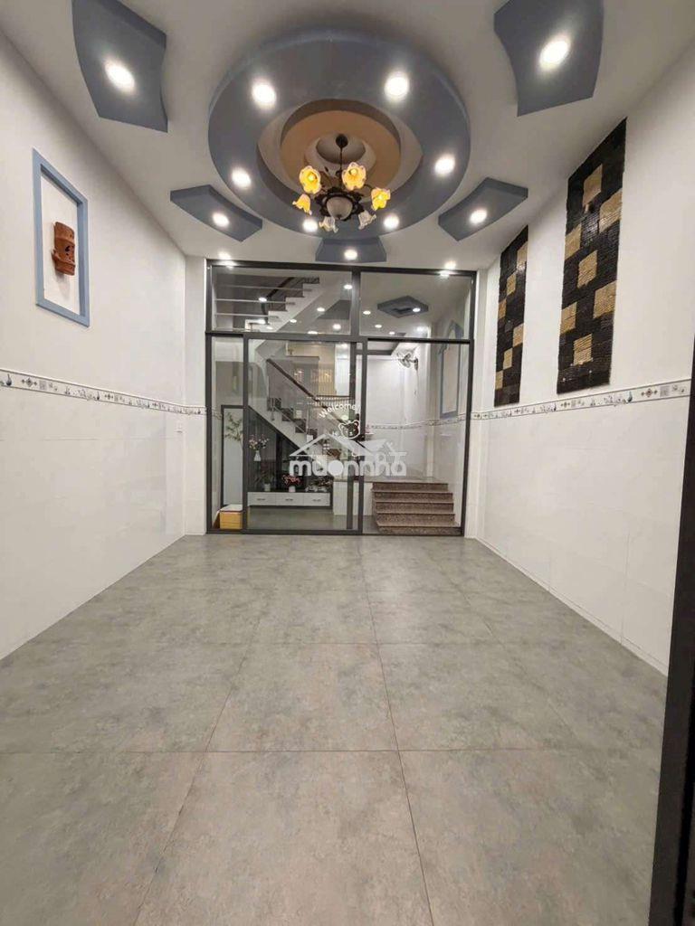 4 phòng full nội thất phạm văn chí