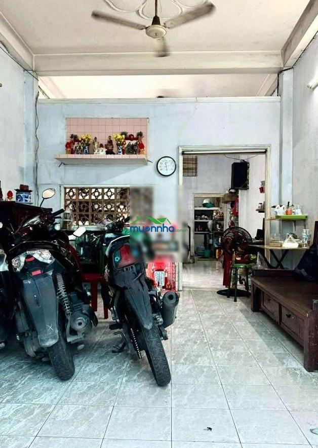 Khu kinh doanh sầm uất - nhật tảo - quận 11 - 52.4m² (4.1*13.7) - 3 tầng - nở hậu *giá 7.x tỷ tl