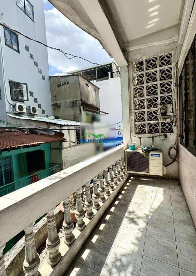 Khu kinh doanh sầm uất - nhật tảo - quận 11 - 52.4m² (4.1*13.7) - 3 tầng - nở hậu *giá 7.x tỷ tl - 4