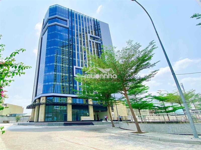 Văn phòng công ty trục đường võ văn kiệt giáp quận 5-6