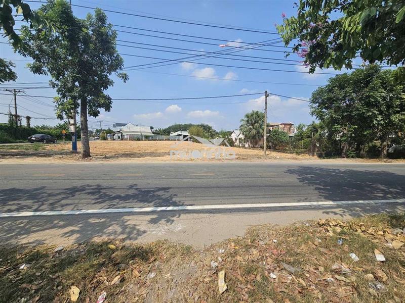 991m2(16×61) mặt tiền đường cây trôn, có sổ , đúng giá 2 tỷ 5