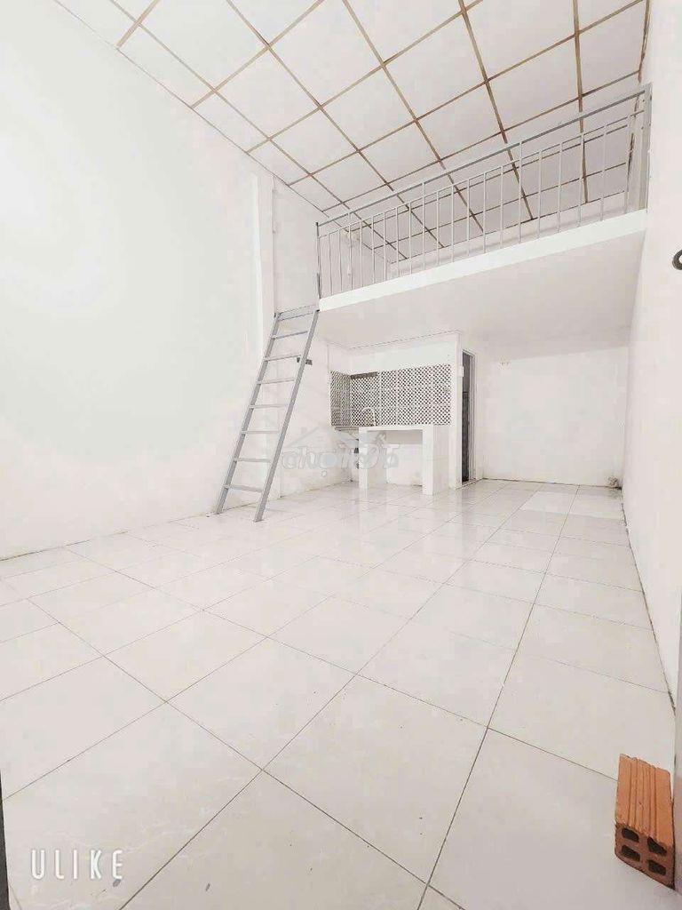 Dảy trọ đẹp rộng gần trường huflit