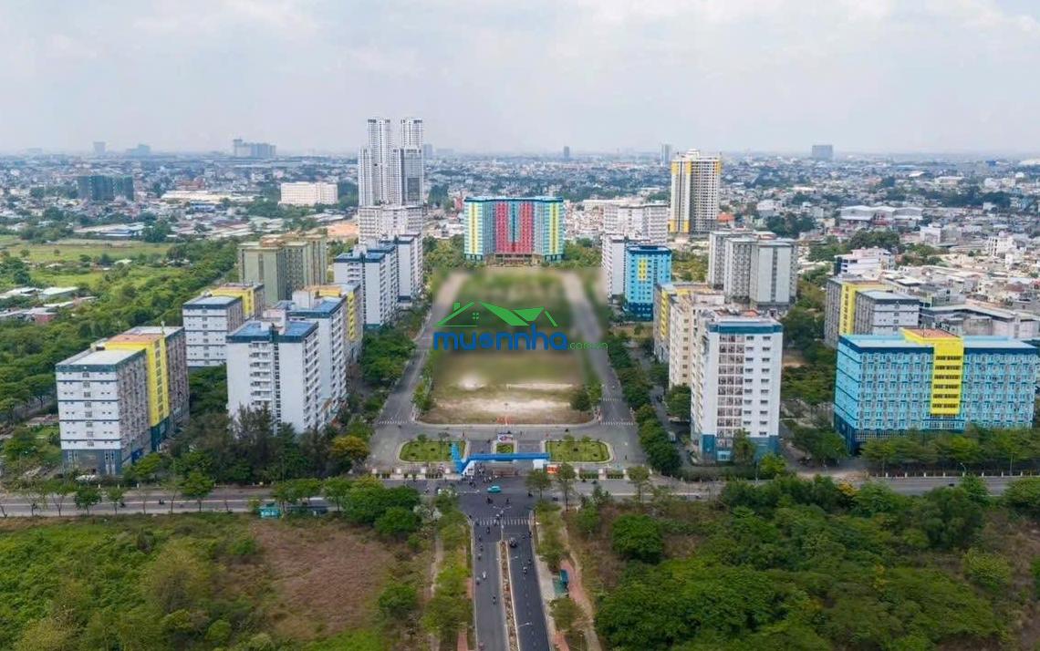 Bán lô góc 2 mặt tiền đường ống nước vị trí sát ktx khu b đh quốc gia. xây căn hộ dịch vụ cực đep