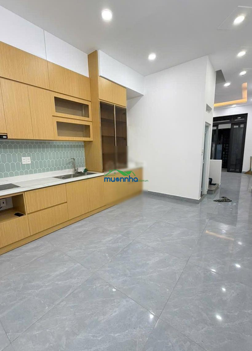 Siêu ngon- diện tích to- 4 tầng lầu - hoàn công đầy đủ -4 phòng ngủ- đg quang trung