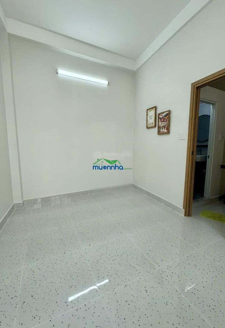 Nhà mới 3 tầng btct ngay lý thường kiệt giá chỉ nhỉnh 4 tỷ - nhà mới xách vali vào ở ngay - 4
