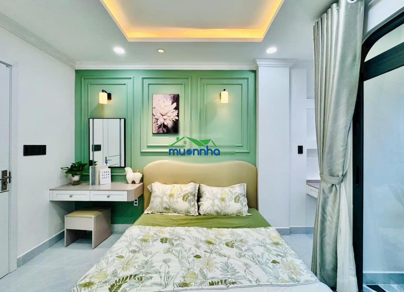 Bán nhà hàng hiếm chính chủ 88,5m2/3 tỷ 300 tại thích quảng đức, phú nhuận, sổ sẵn, có hđ thuê 32 - 4