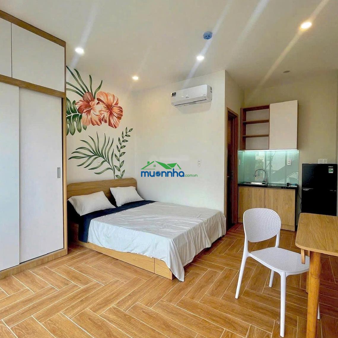 Bán toà khách sạn, hẻm xe hơi nguyễn gia trí, dt: 8 x 23m. hầm 5 tầng, có hđ thuê 170tr/th