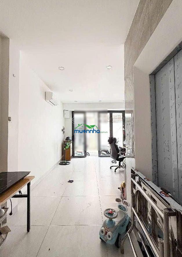 Hiếm! có thang máy - xe hơi quay đầu! bán nhà mới nguyễn xí (4x10m) - 3 tầng - 3pn. chỉ 8 tỷ tl - 2