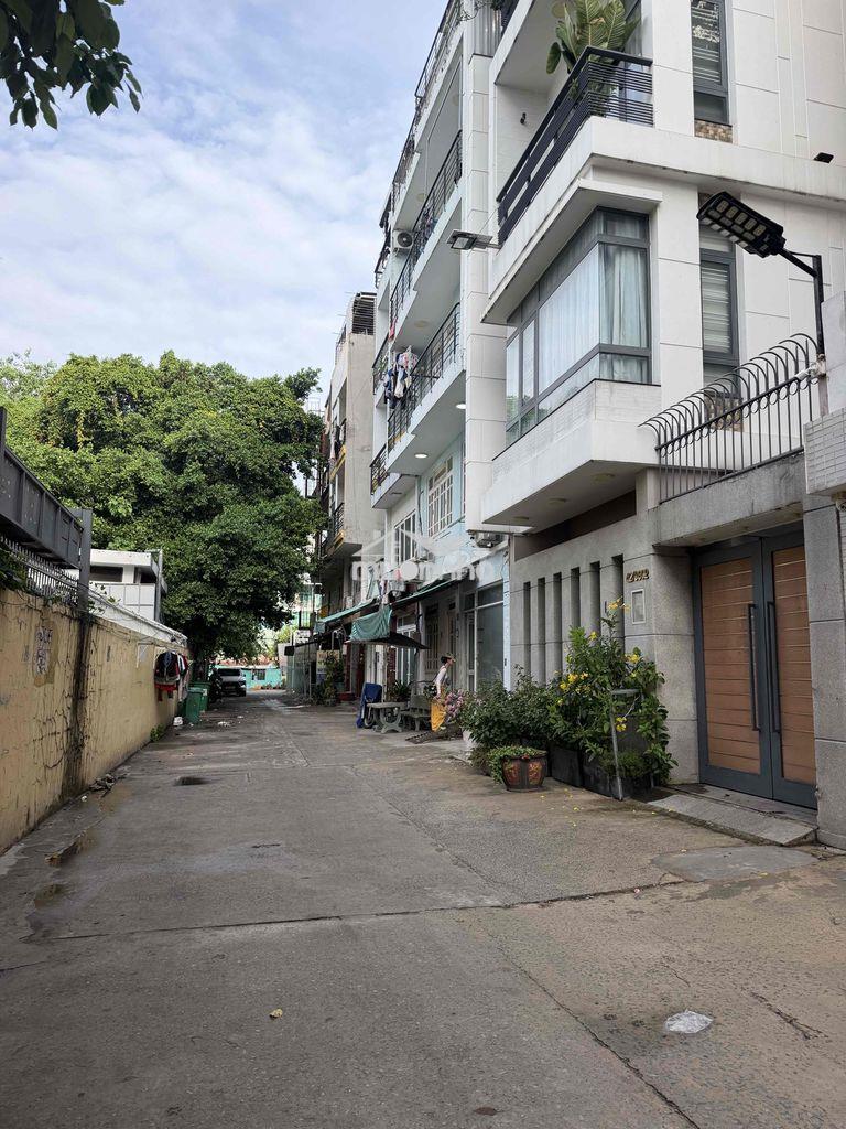 Sát đh hutech - 117m² - hẻm xe hơi - khai thác 50tr/tháng - 13.6 tỷ
