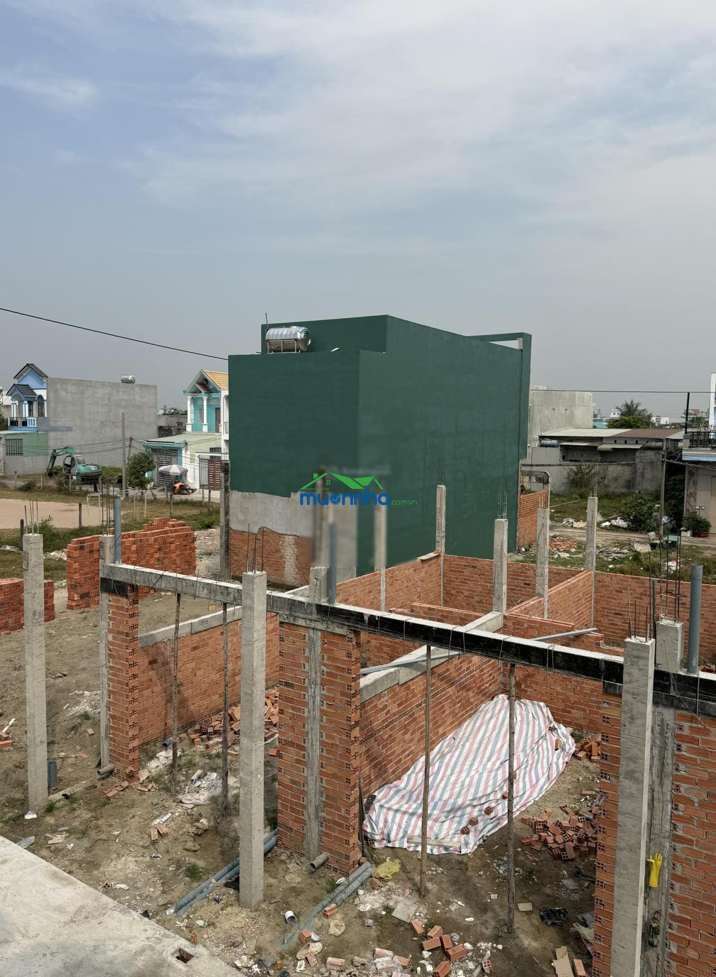 Dãy nhà biệt thự giá rẻ, mới hoàn thiện. vị trí trung tâm, tiện ích đầy đủ - 4x13 - 1 tỷ - 2
