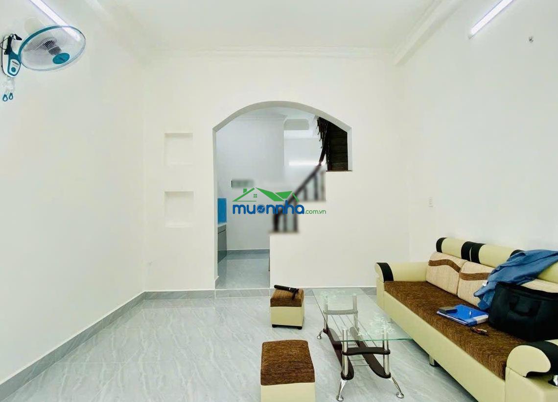 Ngay chợ phạm văn bạch, sát trường chinh - nhà đẹp sổ hồng riêng chỉ 4.5 tỷ