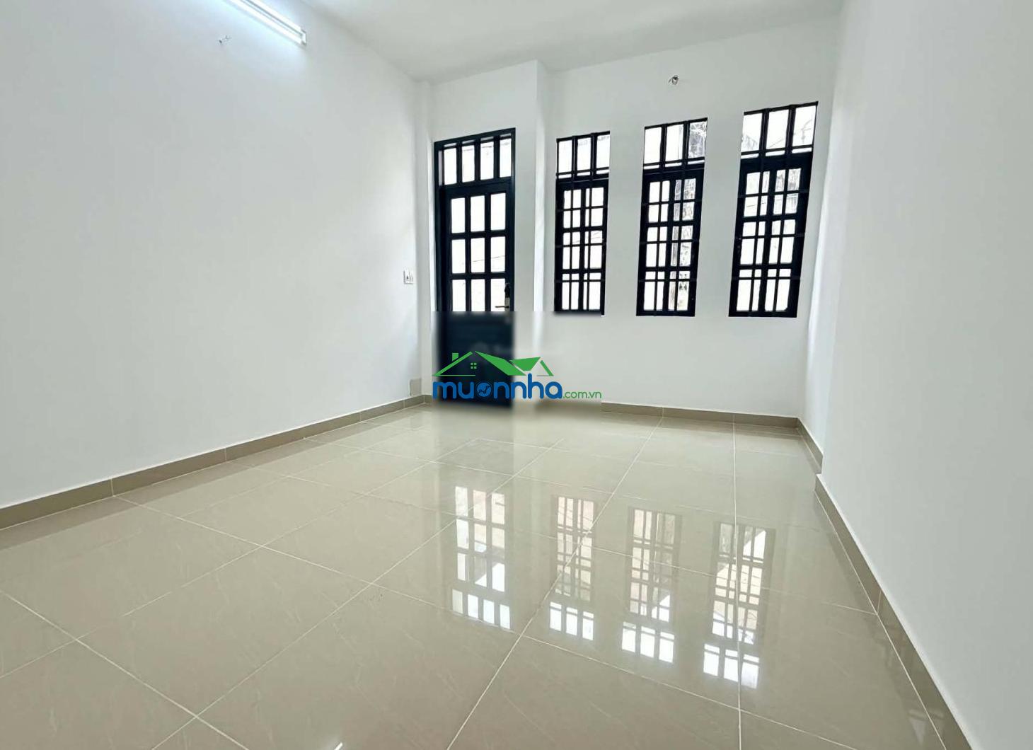 Hẻm oto - (4 x 11m) nở hậu 5.3m đường phan văn trị, bình thạnh chỉ hơn 6tỷ