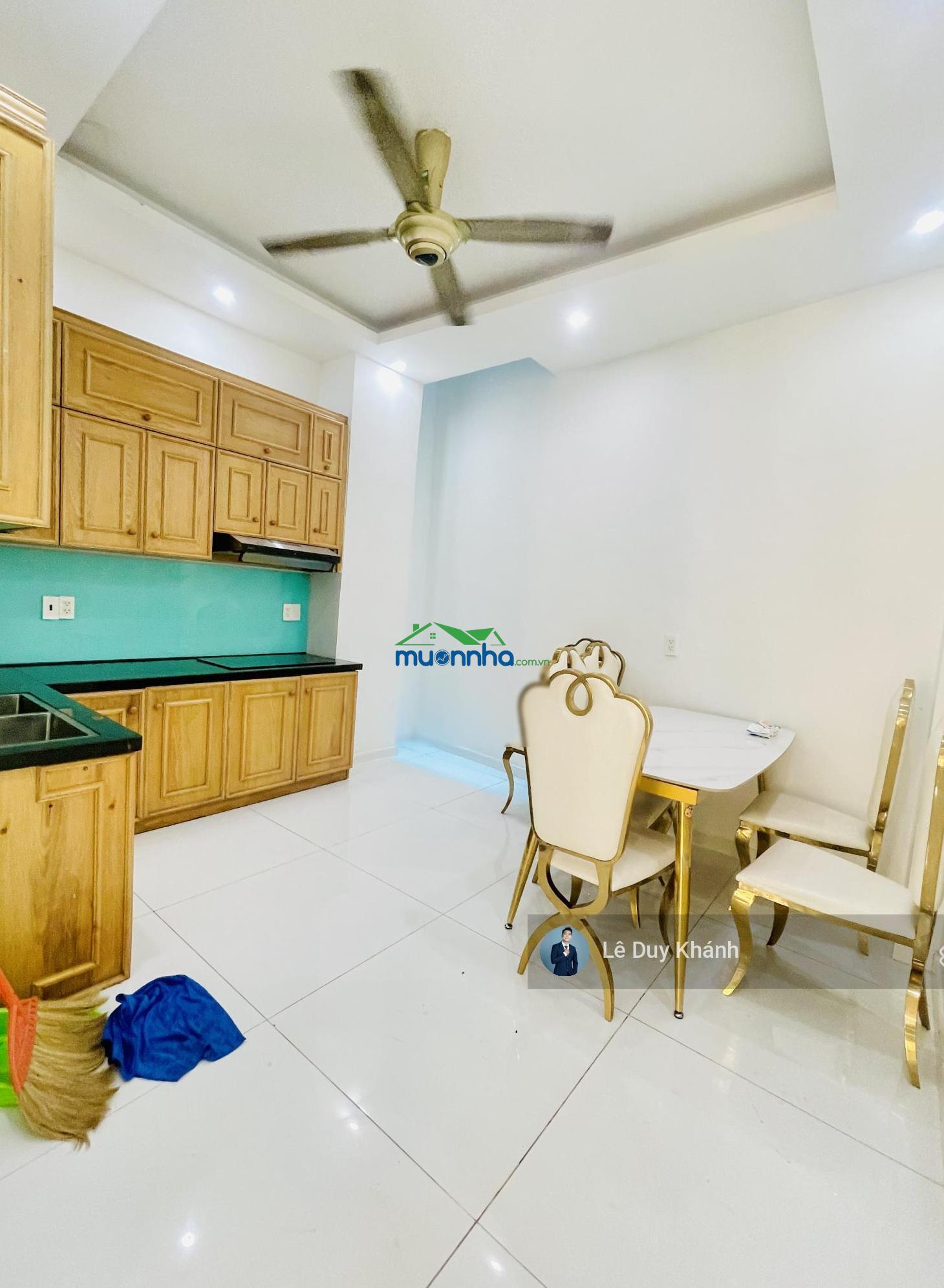 Gấp định cư 7.5 tỷ giảm về 6.79 tỷ - bán nhà mới 4 tầng full nội thất - hẻm xe hơi nguyễn xí - 2