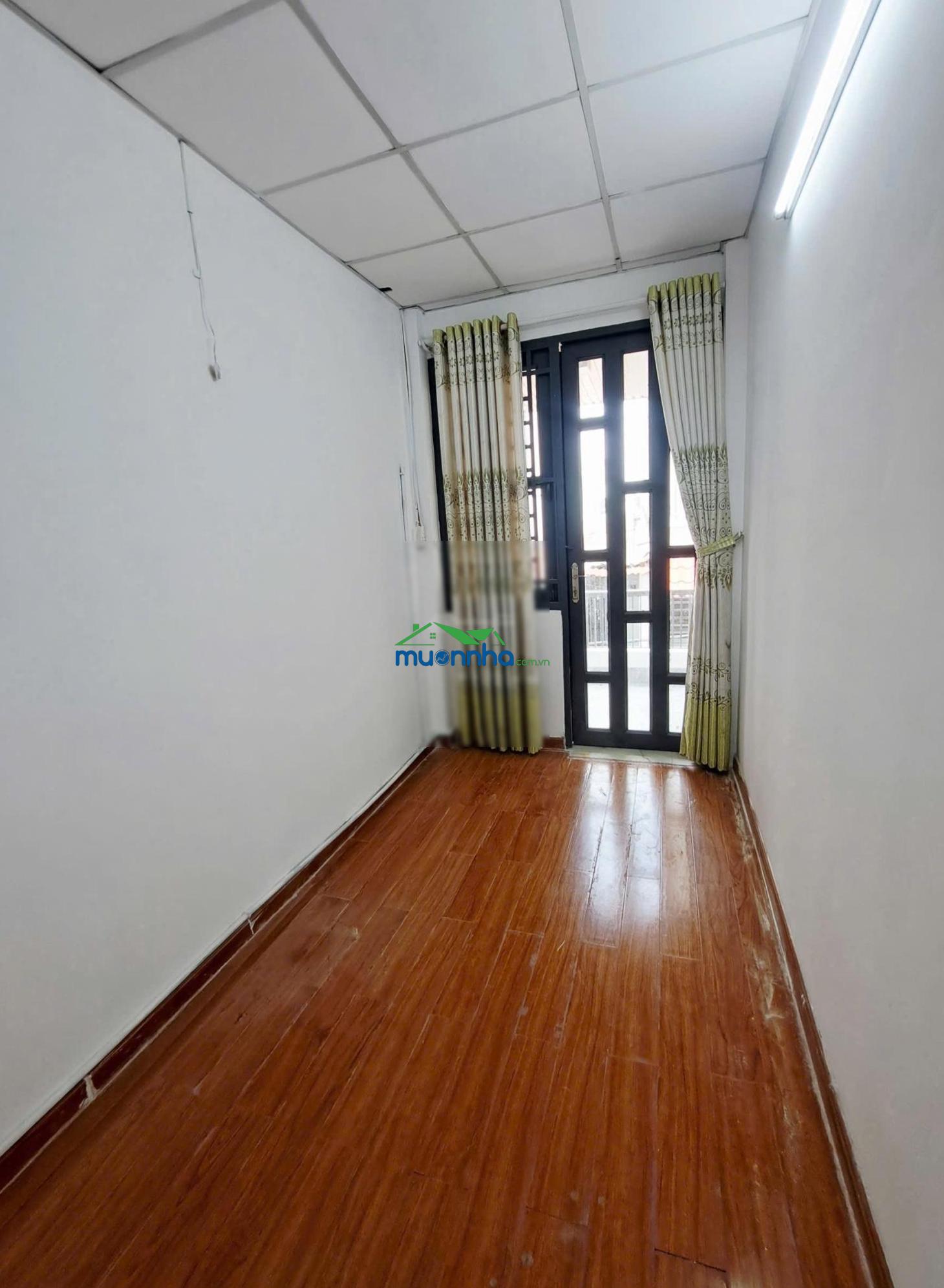 Nhà nhỏ giá nhỏ đường luỹ bán bích gần ubnd quận tân phú