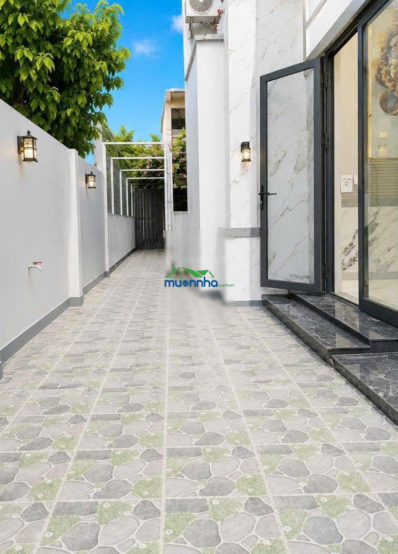 Nhà shr 110m2, gần trần văn mười, xã bà điểm, ngang lớn 6.8m, 2 tầng, hẻm xe hơi, giá 3.8 tỷ tl