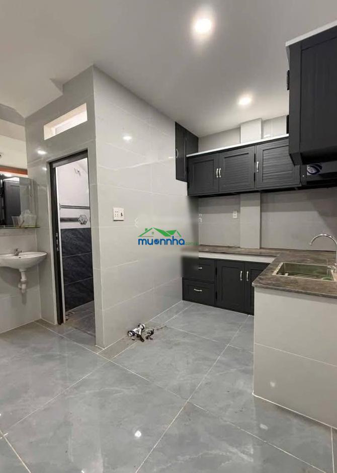 Bán nhà ngay xã hưng long gần kcn tân kim giá 1tỷ170tr sổ hồng riêng,đang cho thuê 9tr/tháng