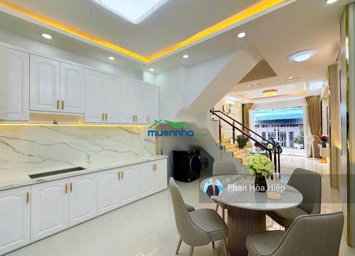 Bán gấp nhà hẻm xe hơi an dương vương, 52m², 3 tầng đúc, 4pn, gần chợ, sổ vuông tiện cho thuê - 2