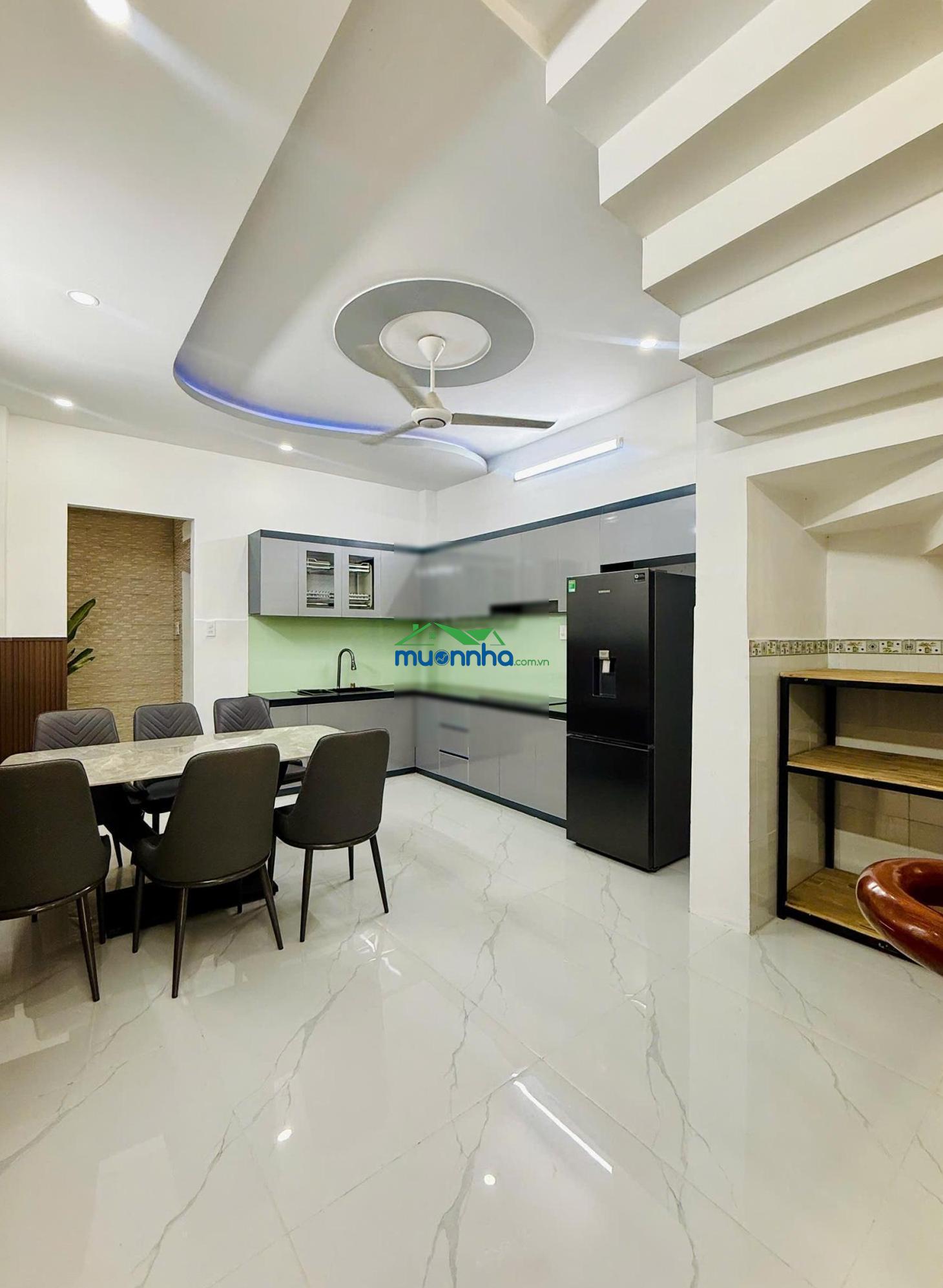Nhà 2 lầu. 4m x 19m -hẻm 8m vào 1 trục tô ngọc vân - gần ngã tư ga - giáp thống nhất gò vấp. vip - 3