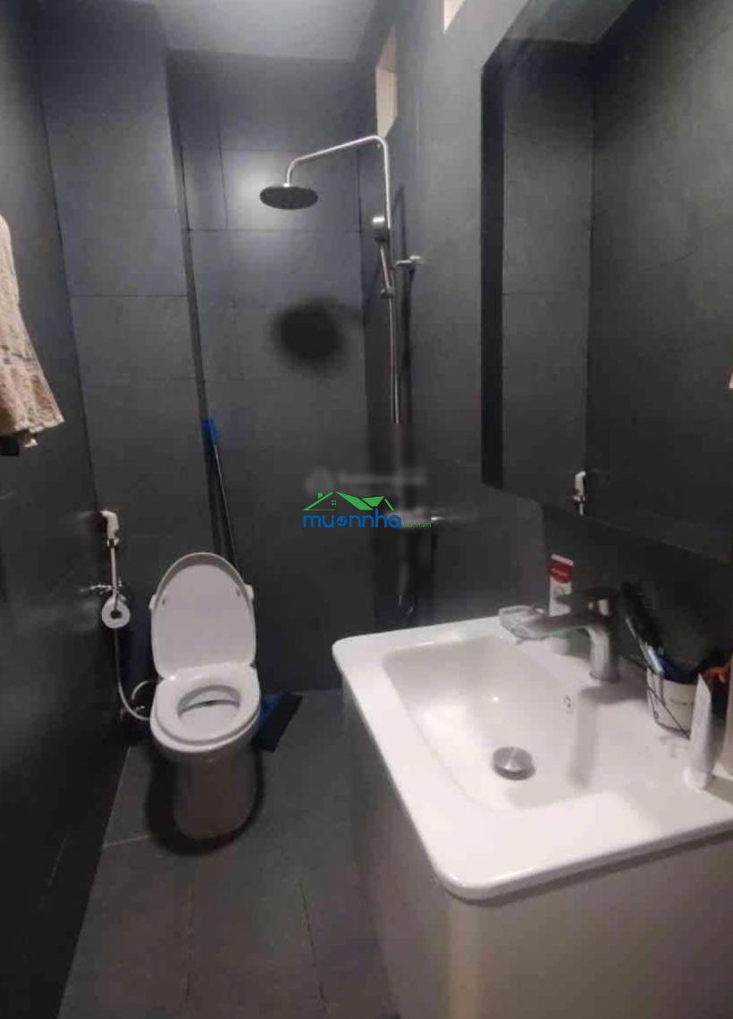 Nhà bán hẻm xe hơi đường huỳnh tấn phát, quận 7, 4pn, nhỉnh 6 tỷ