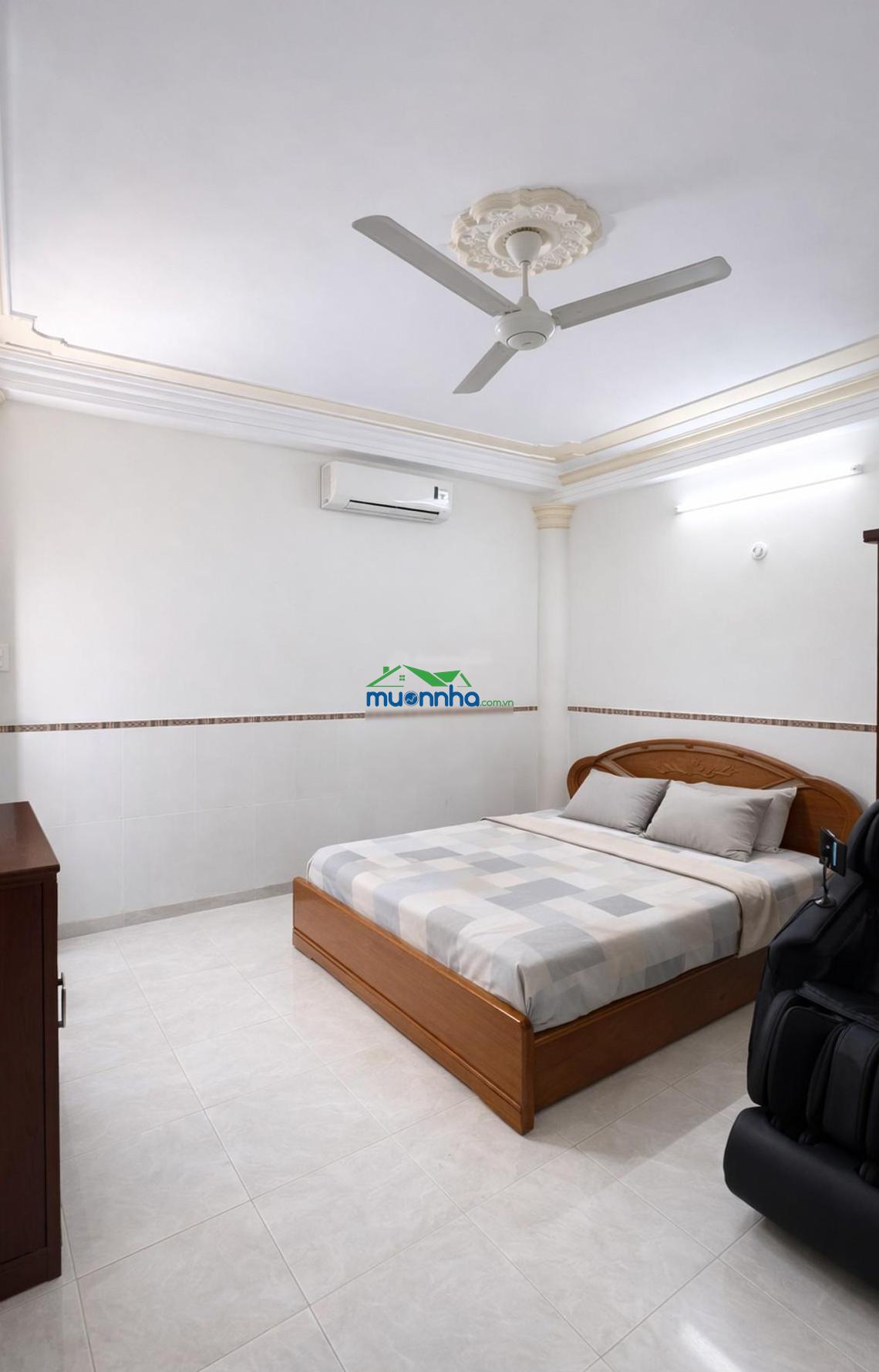 Nhỉnh 8 tỷ, nhà đúc 4 tấm chủ ở/ hẻm xe hơi tránh võ thị nhờ- lý phục man, nam long trần trọng cung