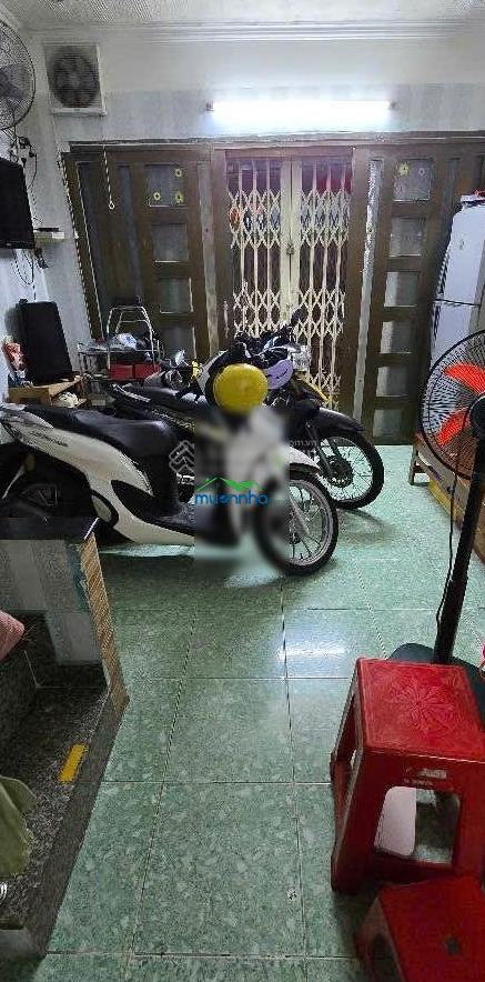 Gấp bán, cách 30m ra mặt tiền nhà nguyễn công hoan, phú nhuận, dt 4.5x15m, 3 tầng btct, 8.2 tỷ tl - 2