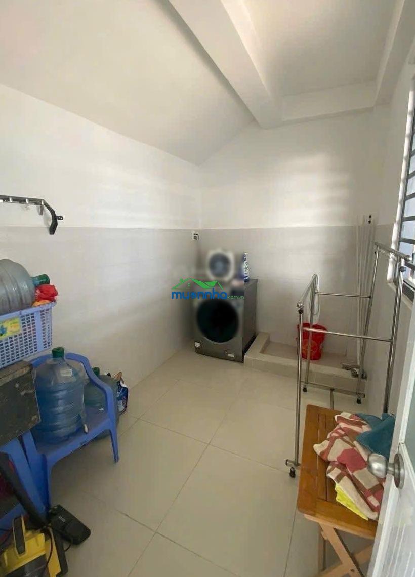 Tôi bán nhà nguyễn thị minh khai-quận 3.giá 3tỷ3/73,5m2 đang cho thuê 23triệu.gần công viên tao đàn - 3