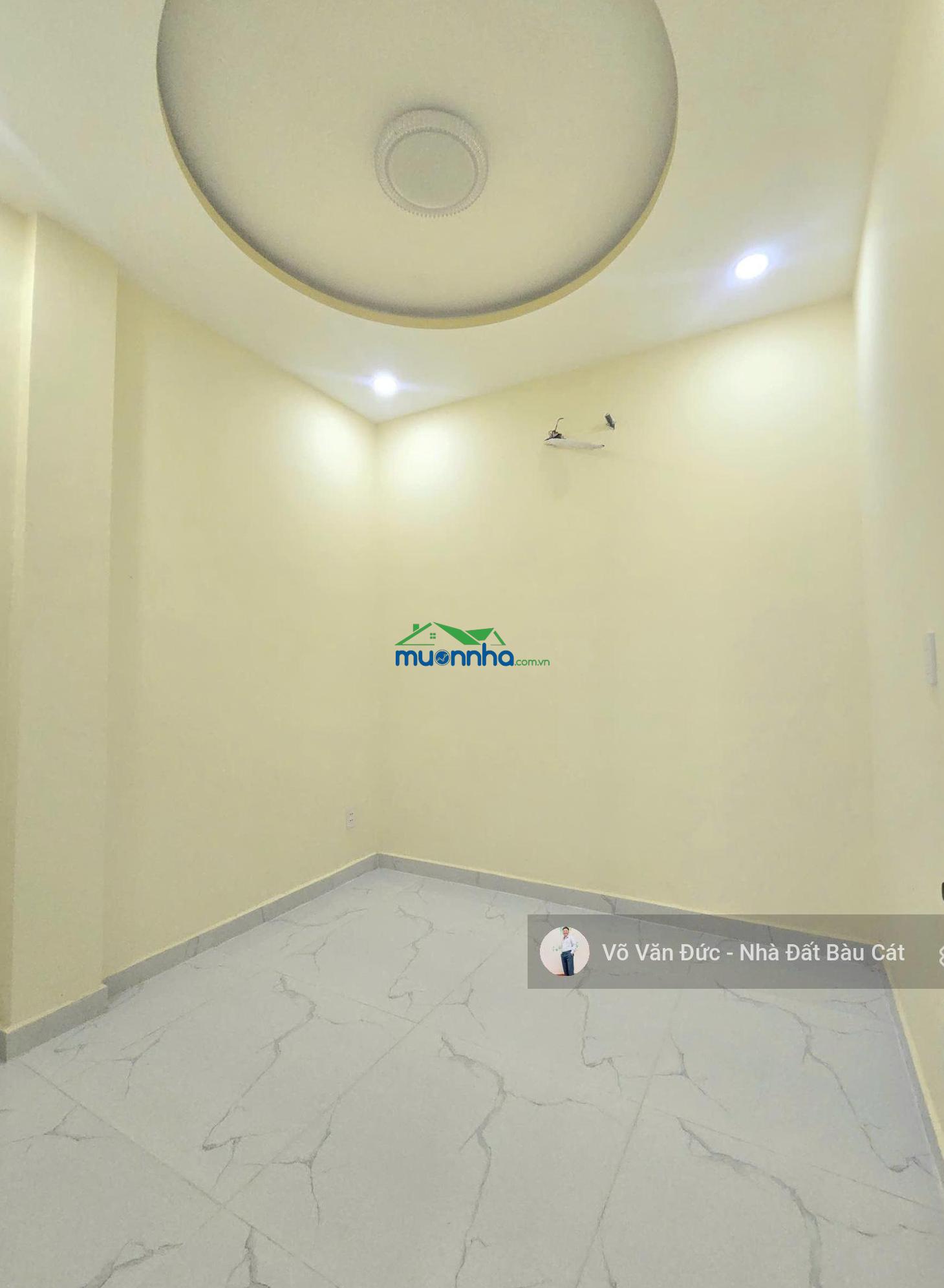 Giảm 600tr - bán nhà nguyễn hồng đào. dt 3x10m- 1 lầu mới đẹp ở ngay 2pn, 2wc. nhỉnh 4 tỷ - 2