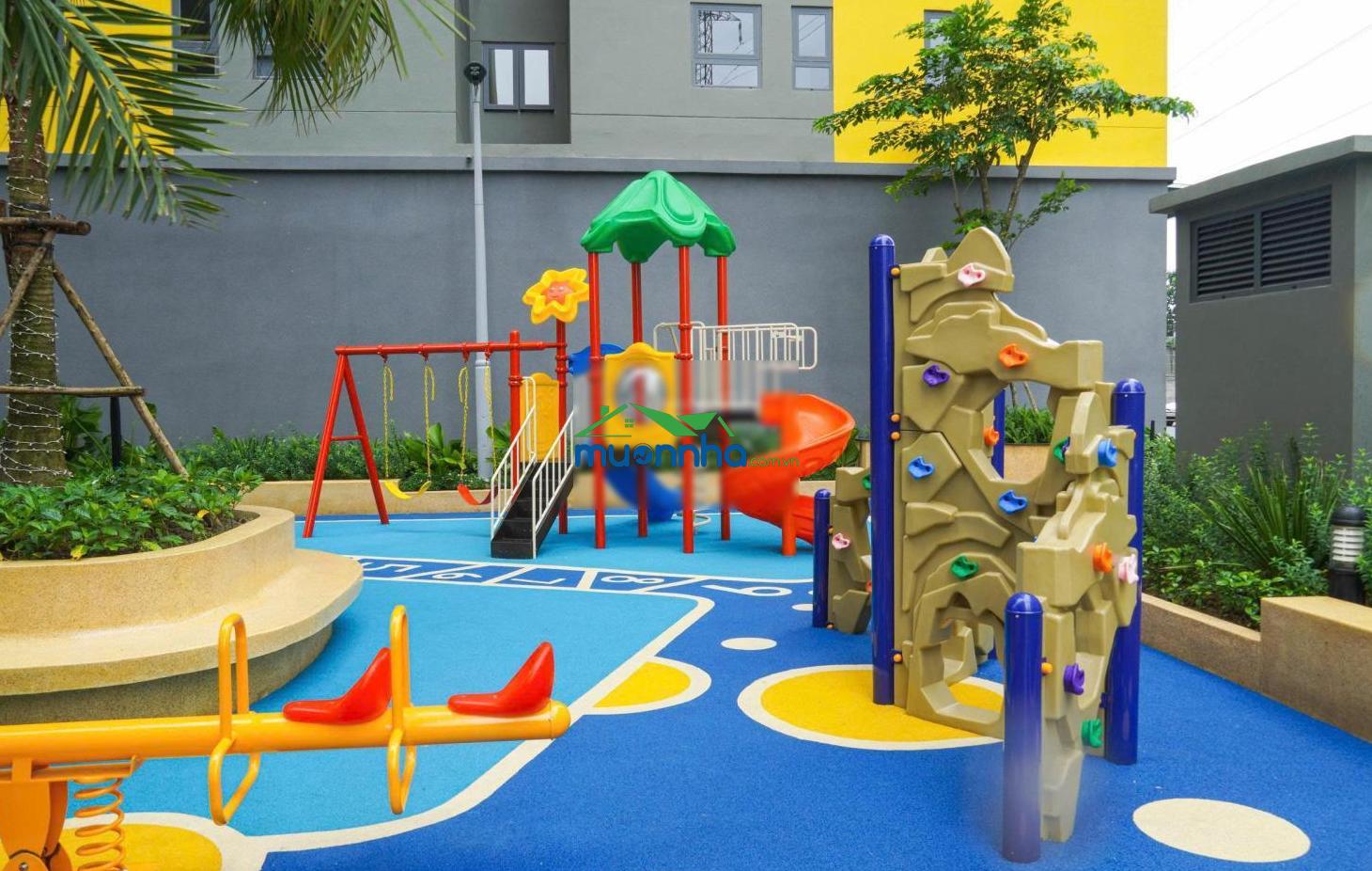 Còn 1 căn cuối 2pn2wc cuối giá 5tr5 cọc 10tr ở liền ạ, giáp phạm văn đồng di chuyển cực tiện về tp