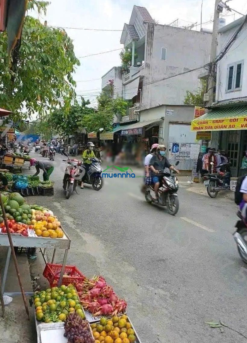 Bán nhà 1 lầu 6x20m, ngay chợ phú lợi 2. cho thuê được 18 triệu/tháng