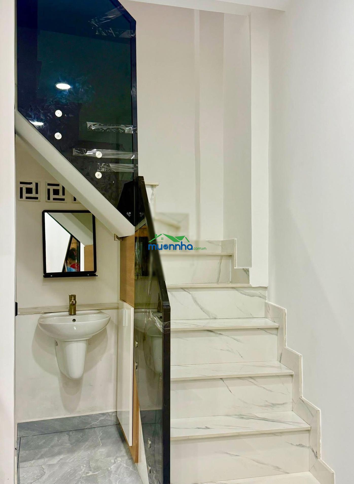 Bán nhà đẹp lạc long quân trệt lửng lầu q11 shr giá 2 tỷ 890 - 3