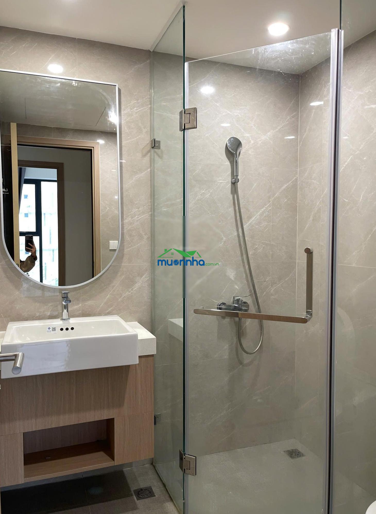 Kẹt tiền bán lỗ 500tr căn 1pn+ lumier boulevard giá 4.2tỷ view trực diện nội khu. lh 0931 432 ***