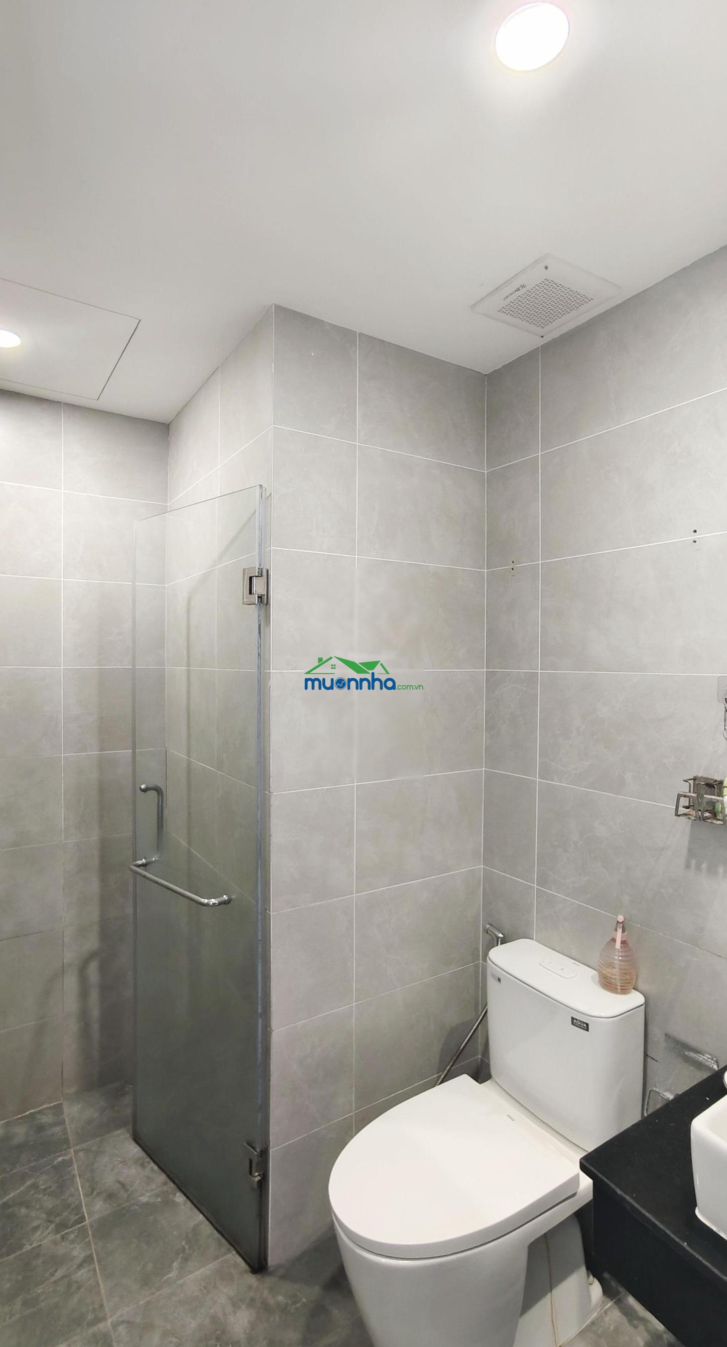 Cần bán căn hộ 1pn 1wc chung cư c sky view 1.82 tỷ full vat + bao sổ, view đẹp