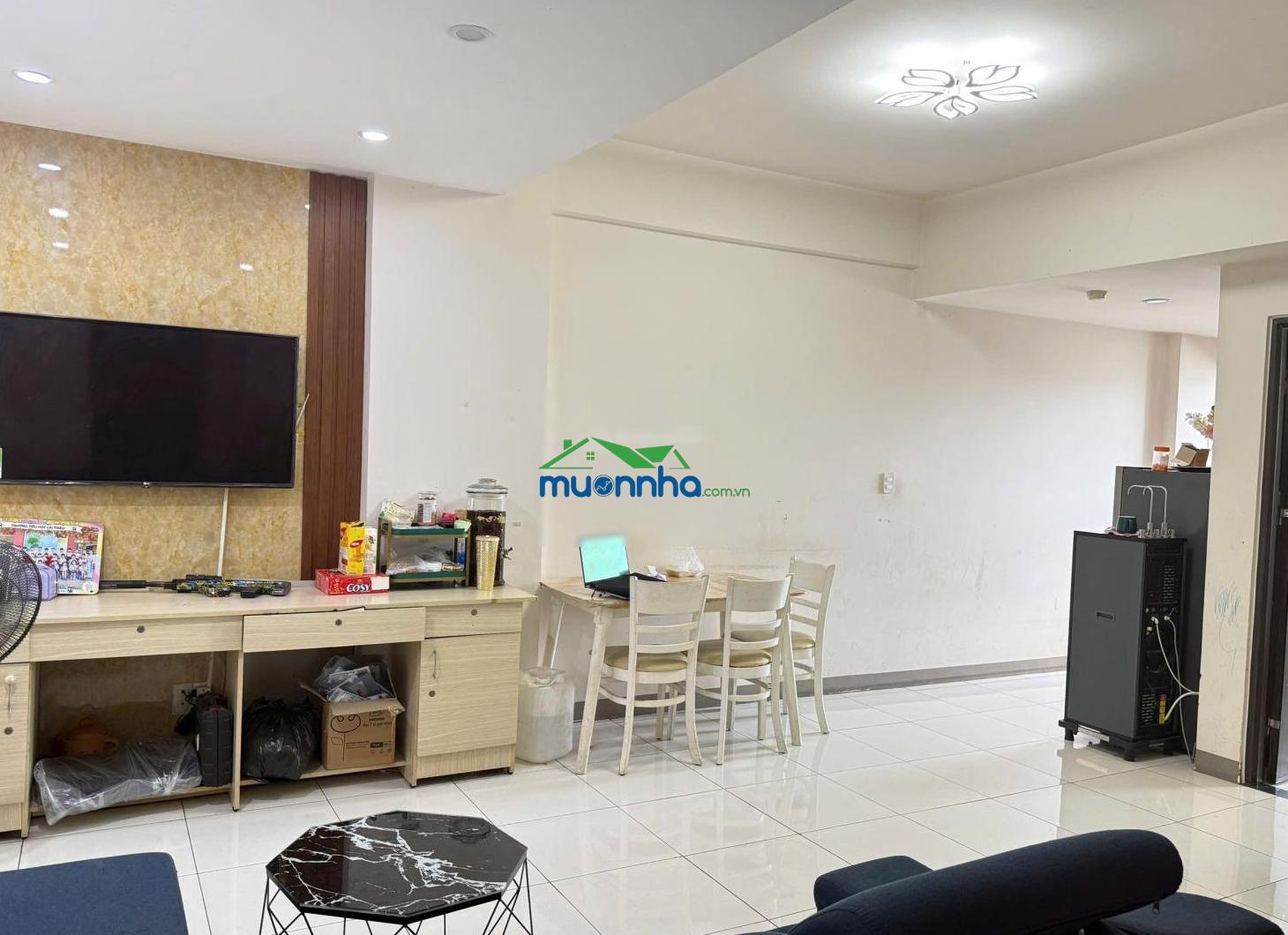 Căn hộ cc đẹp xuất sắc tại city tower, 1,1 tỷ, 50m2, 1pn, 1wc