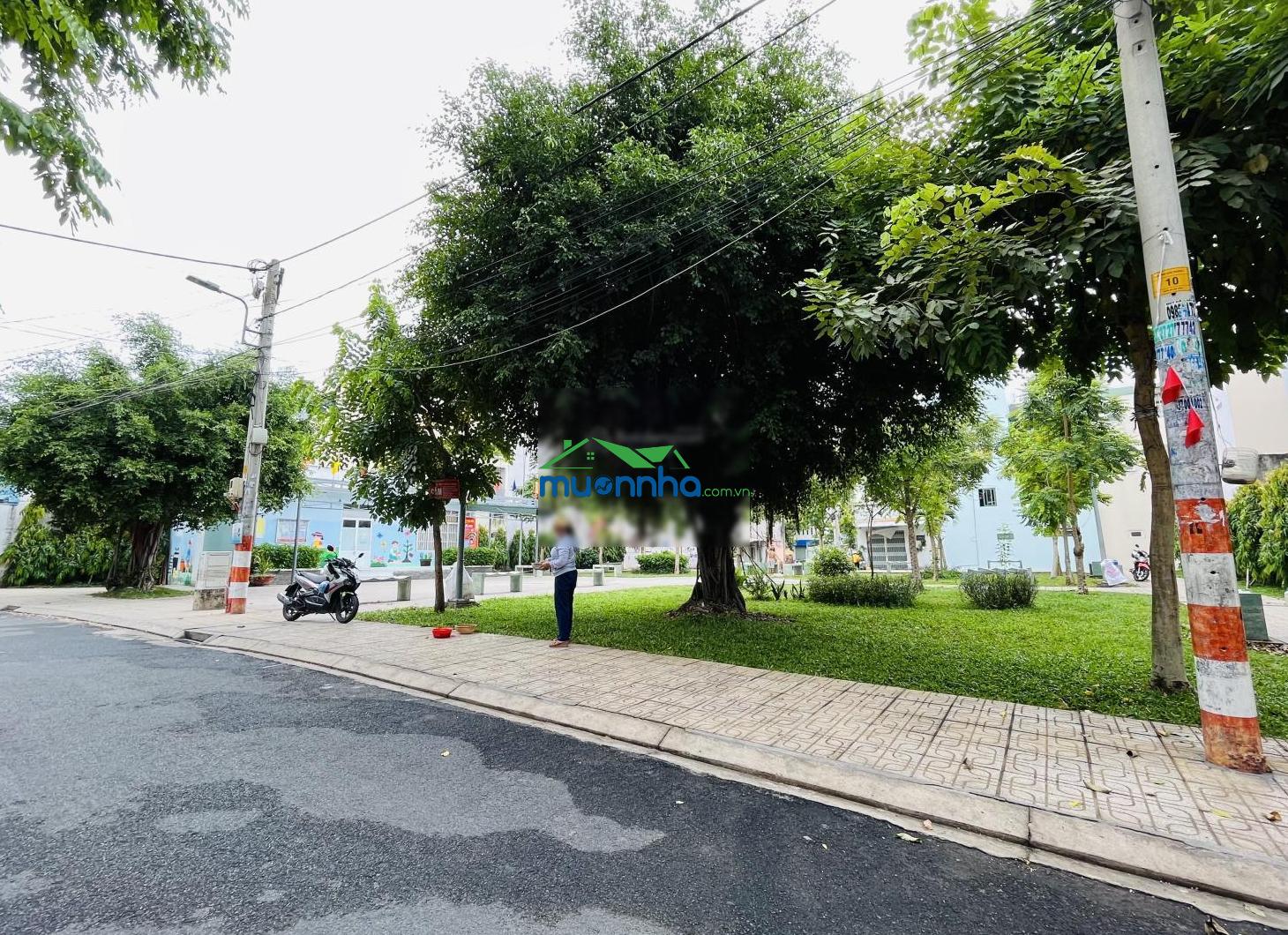 Góc 2mt - đối diện công viên - khu dân trí cao - đường gò dầu - 4,5x17m vuông - nhà 4 tầng - 3