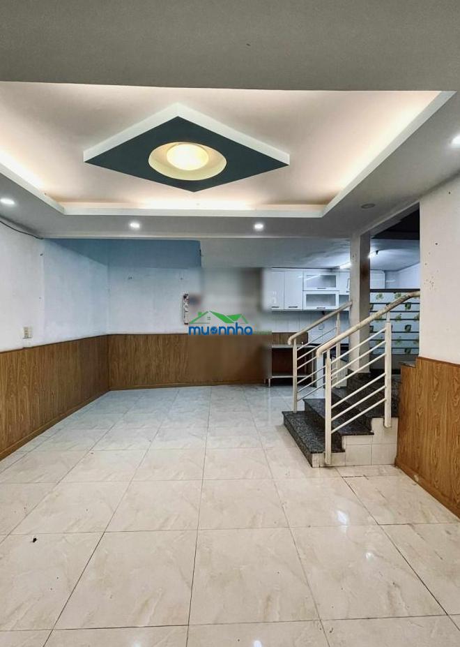 Nhà 3 tầng, 61m², 9,39 tỷ, đường cmt8, tân bình, hxh thông, ngang 3,9m nở hậu 6m