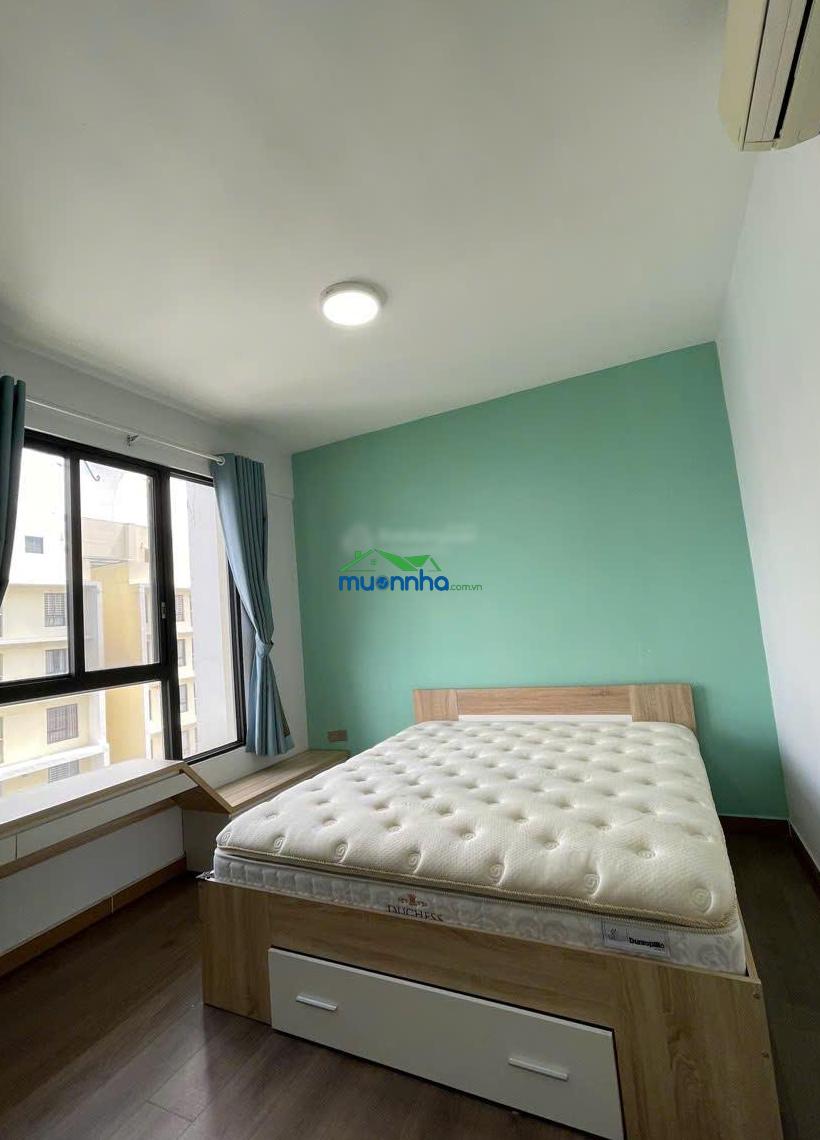 Cho thuê căn hộ đức khải, 160m2, 4pn - 4wc, full nội thất, giá 18 triệu/tháng : lh 0902 860 ***