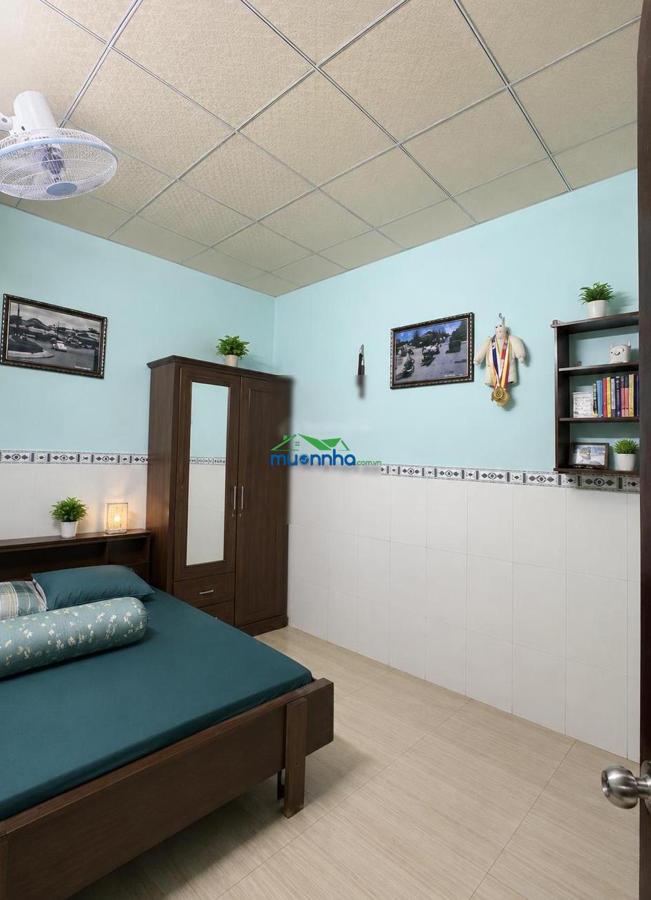 Xe hơi trong nhà lô góc tùng thiện vương (5x15m) sát cầu chà và quận 8