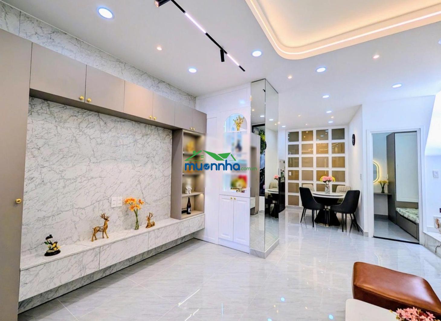 Bán villa mini khu phan xích long - đi định cư nên sang lại diện tích: 59m2, 4.2x12m nở hậu 6m