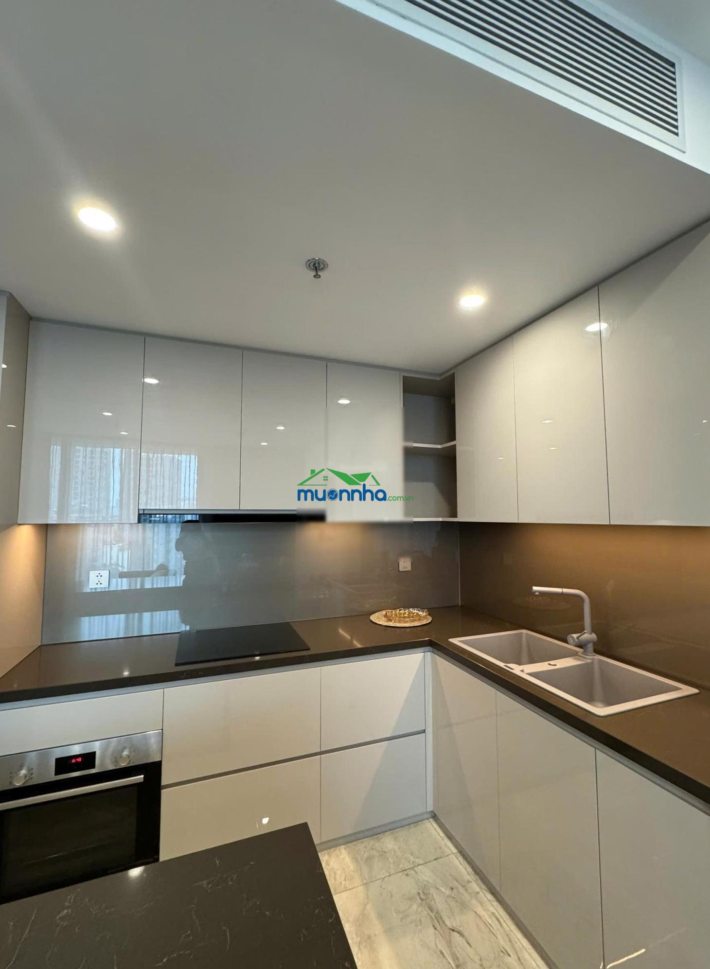 Hot 2 phòng ngủ cực kì đáng thuê tại thảo điền green, nội thất sang trọng, giá chỉ 40 triệu.