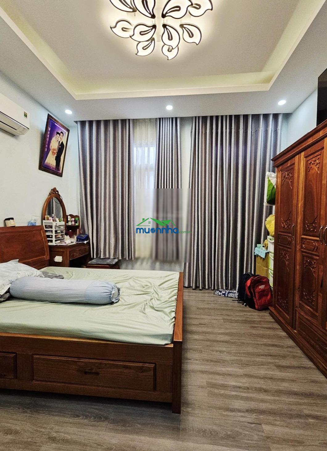Nhà 3 tầng trường thọ sân đậu ô tô gần phạm văn đồng & xa lộ hà nội chỉ 6.9 tỷ