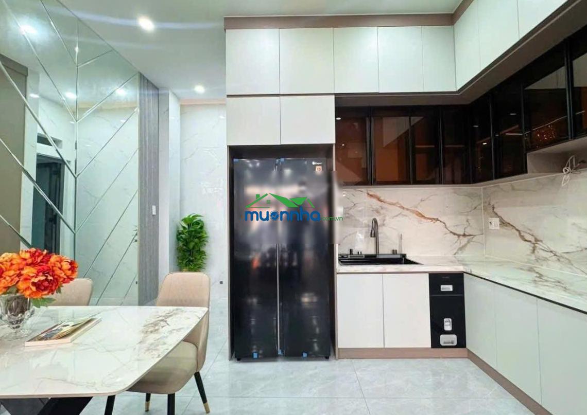 Bán nr đẹp tại 83/11 đào tông nguyên, 7,55 tỷ, 50,5m2, 4pn, 5wc