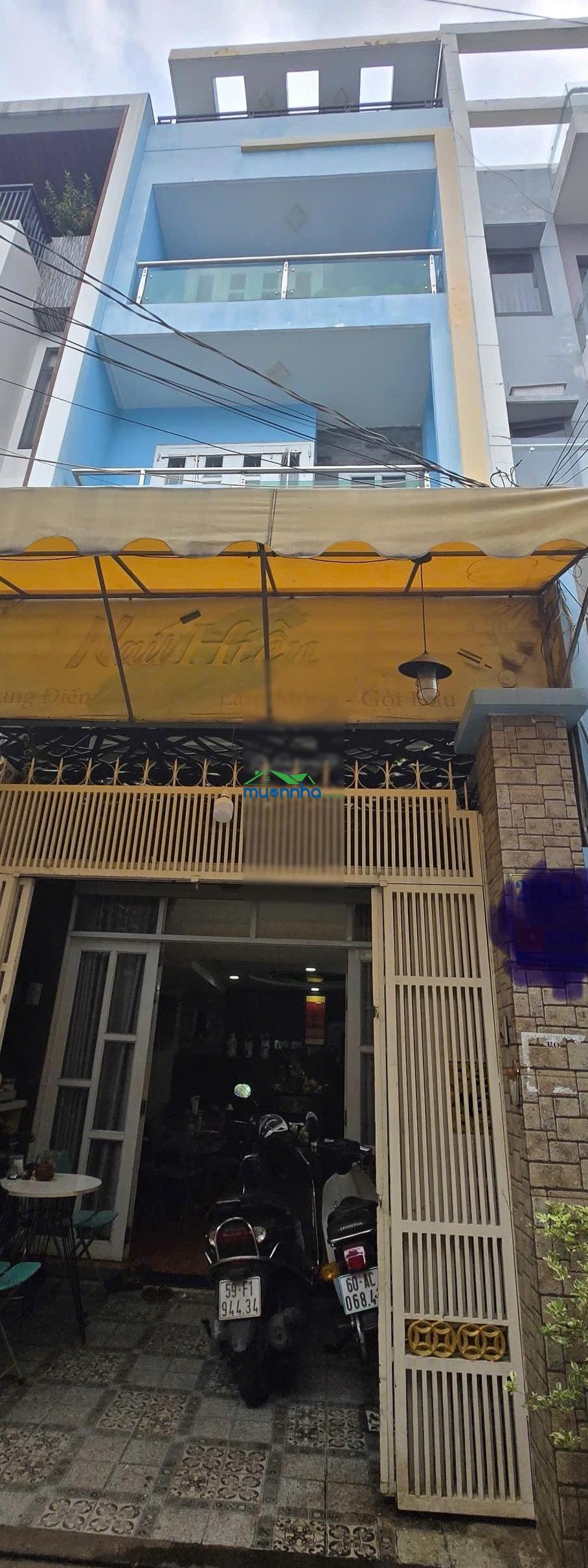 Hạ giá bán nhanh nhà gần trường đua phú thọ. dt: 4x16m. 3 lầu - 4