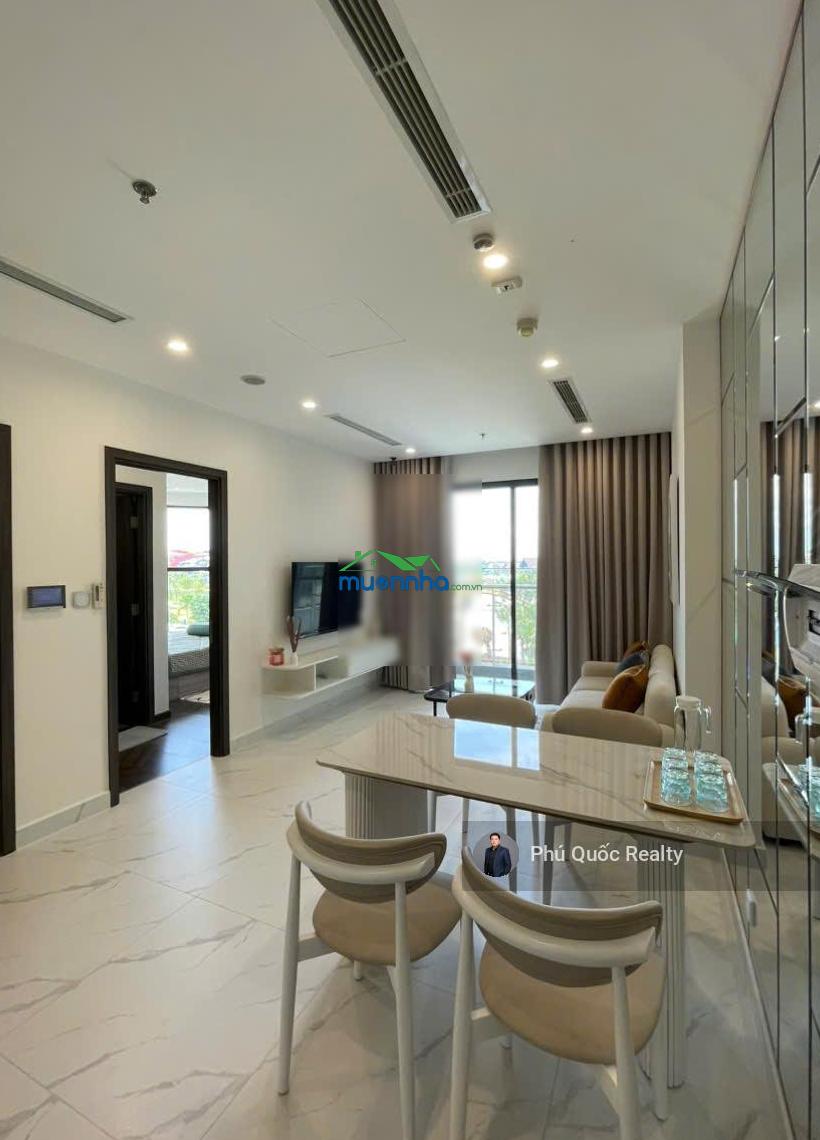 Căn góc the opus one - vinhomes grand park cho thuê 2 phòng ngủ 2wc, full nội thất