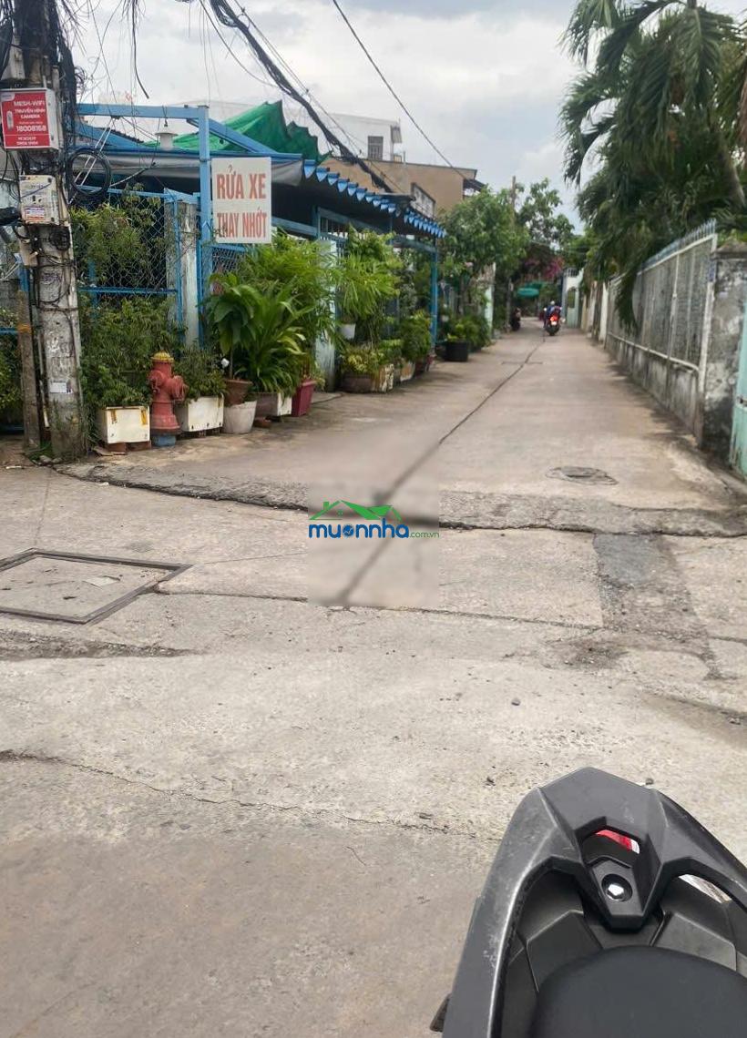Cần cho bán nhà hxh đường phạm đăng giảng, dt 3,75 x 22m nở hậu, giá bán 5.85 tỷ, lh 0917 631 ***